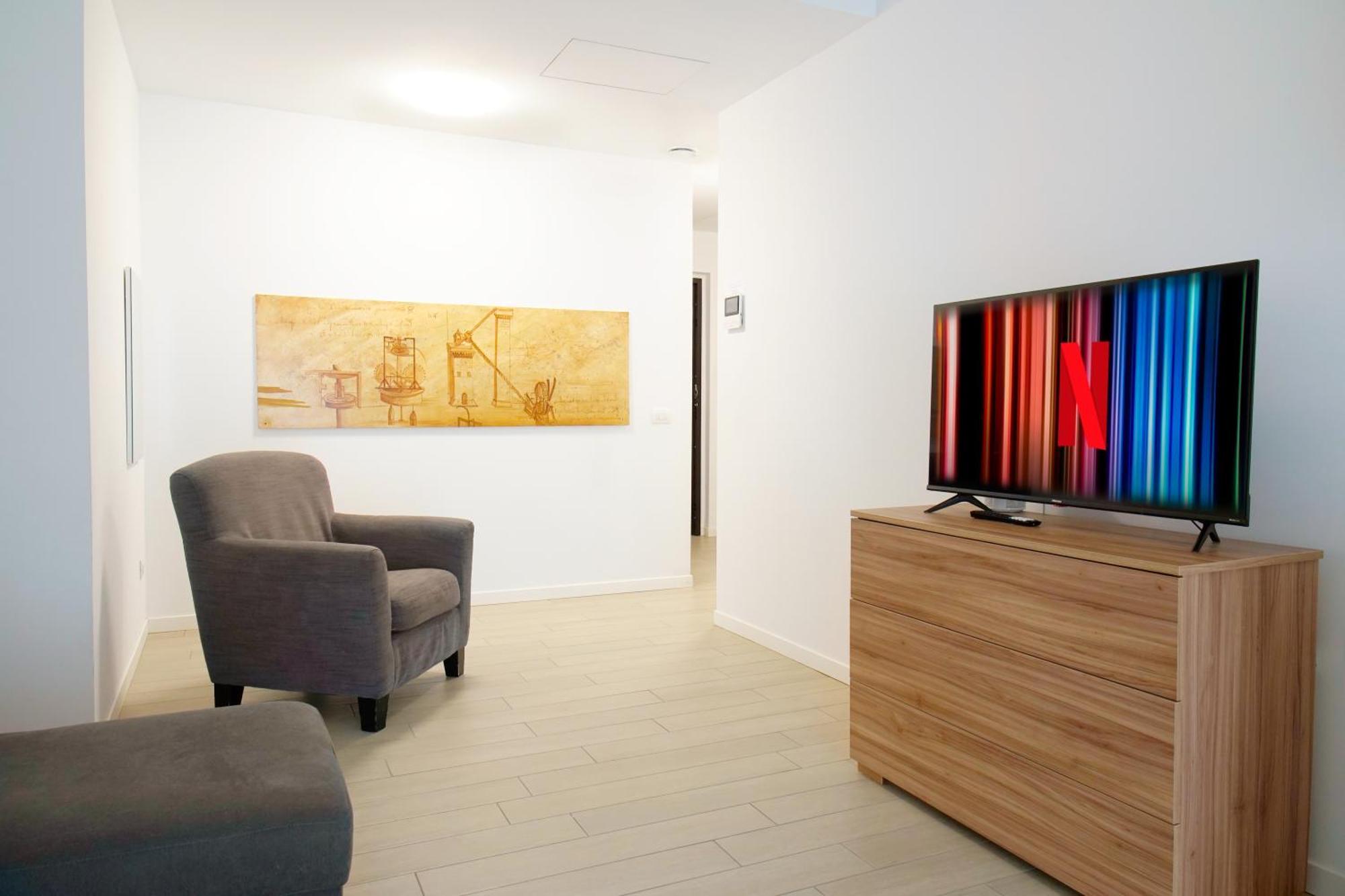 Casa Ideale Tim Appartmanti Moderni Vicina Al Centro Lecco Exteriör bild